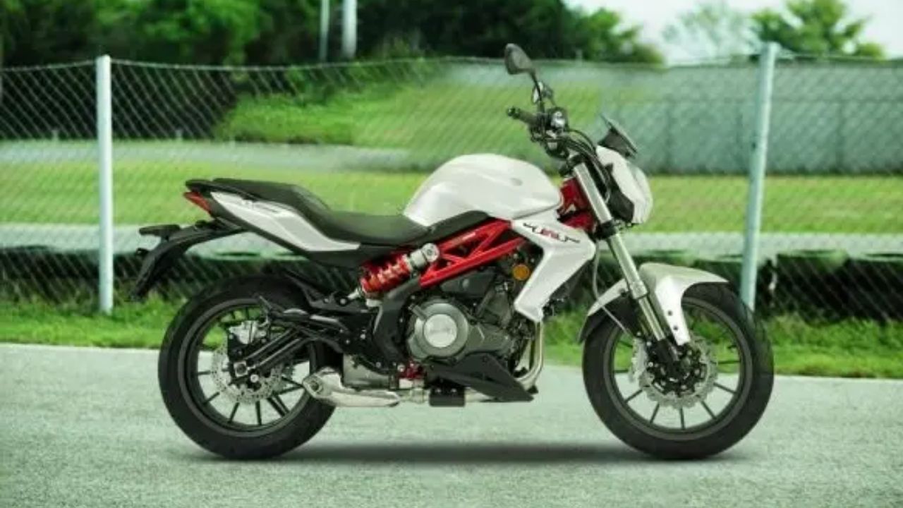Benelli TNT 300